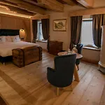 Al Capriolo Szálloda *